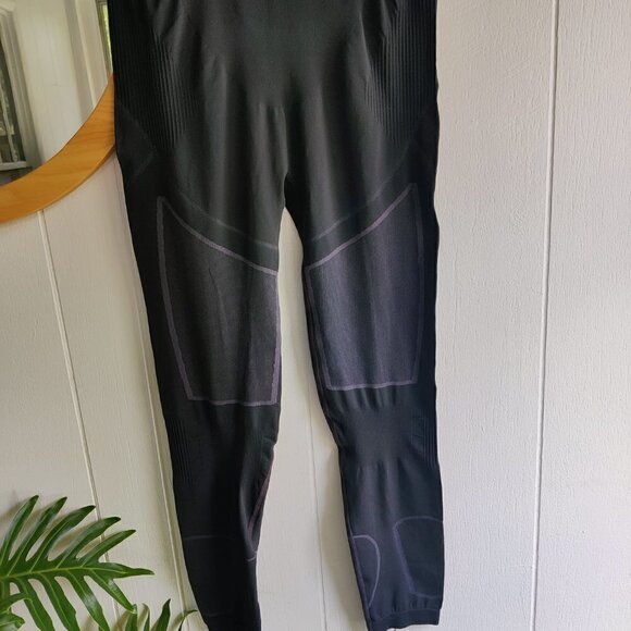 Ski Wear long underwear for Warmth & Protection by Nooyme. Dry technology. Sz XL - Picture 4 of 8